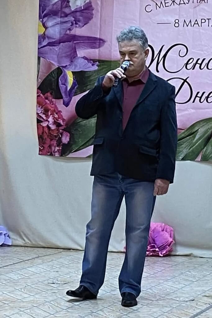 Во славу песни