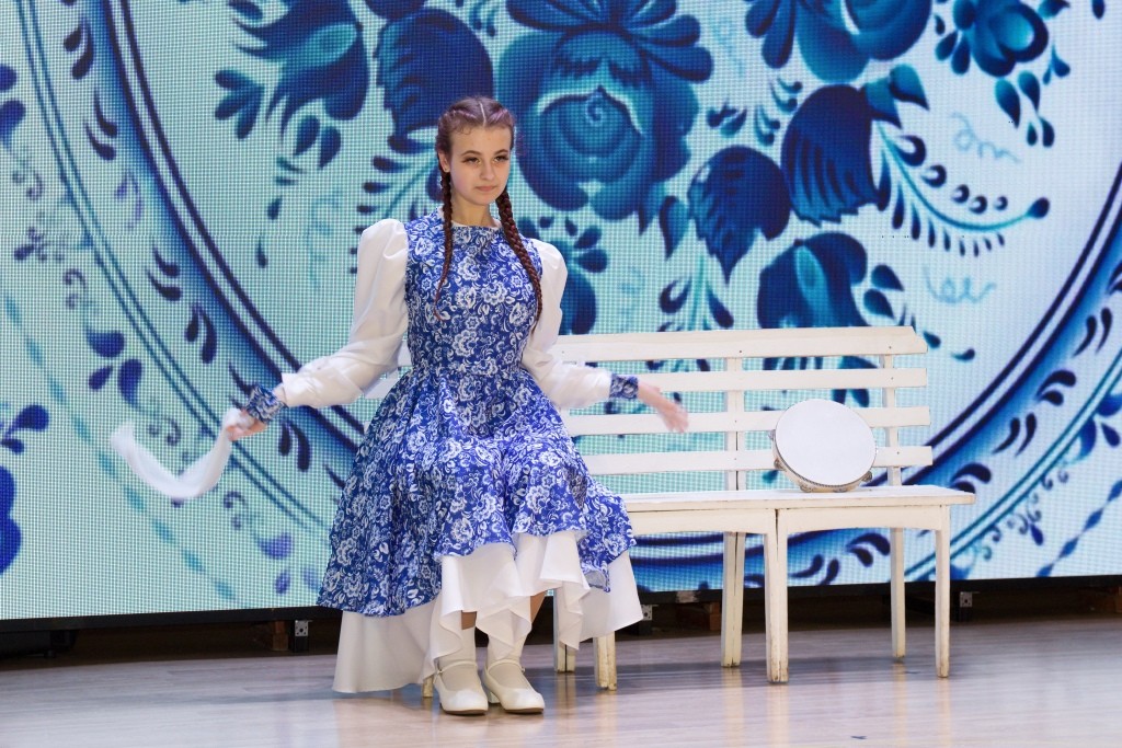 Melnikova01.jpg Melnikova01.jpg